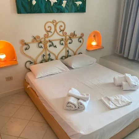 Residence Baja Sardinia * Baja Sardinia