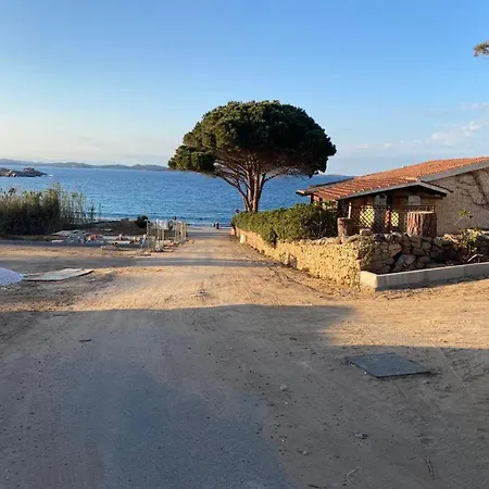 アパート Residence Baja Sardinia *