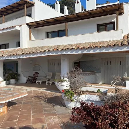 Residence Baja Sardinia バージャ・サルディニア