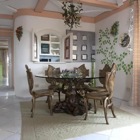 Residence Baja Sardinia アパート