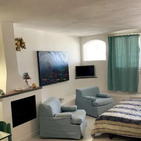 Residence Baja Sardinia アパート バージャ・サルディニア