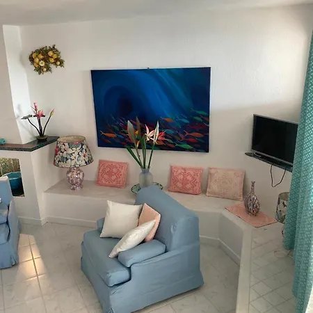 Residence Baja Sardinia アパート *