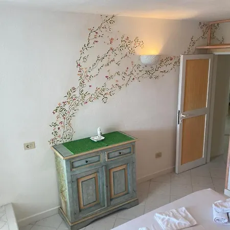 Residence Baja Sardinia バージャ・サルディニア